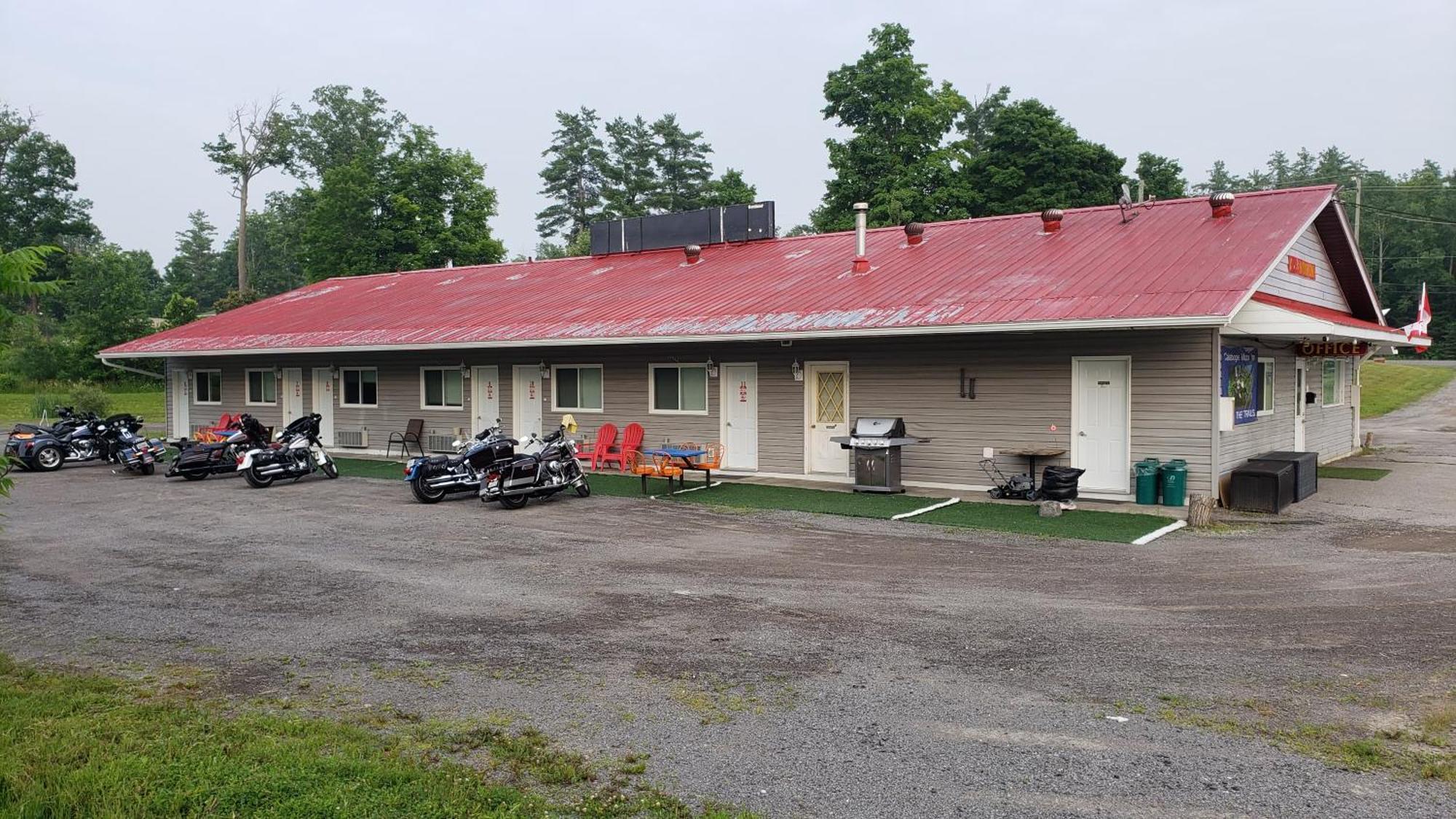 Calabogie Motor Inn Extérieur photo